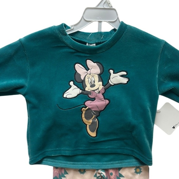 Disney Minnie Mouse 2-Piece Outfit Set Sweater & Flare Aztec Pants Girls 4T - Picture 2 of 6